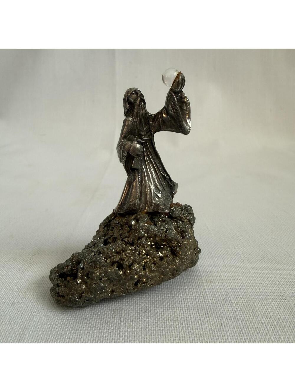 Vintage Pewter Wizard Figurine Crystalball Iron Pyrite Base Fantasy Art 90s 3.5"